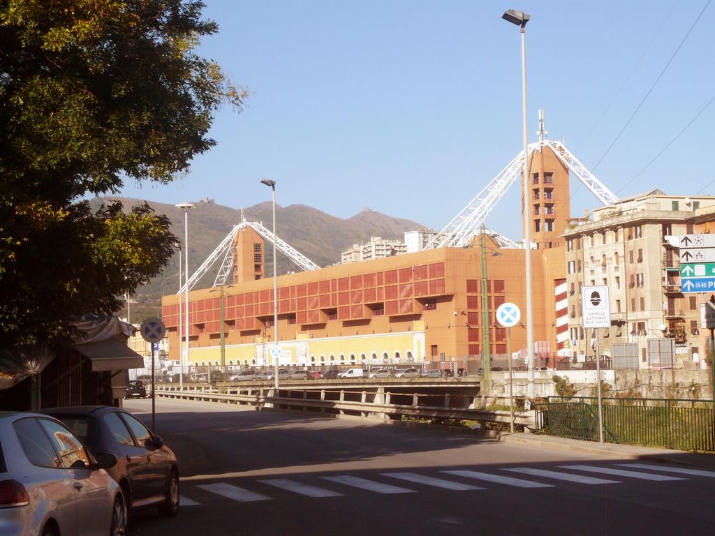 Centrale & Parking Apartment Genoa Exterior photo