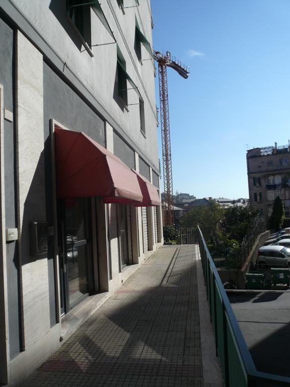 Centrale & Parking Apartment Genoa Exterior photo